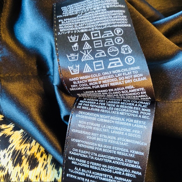 Guess animal print halter style dress - Picture 7 of 7